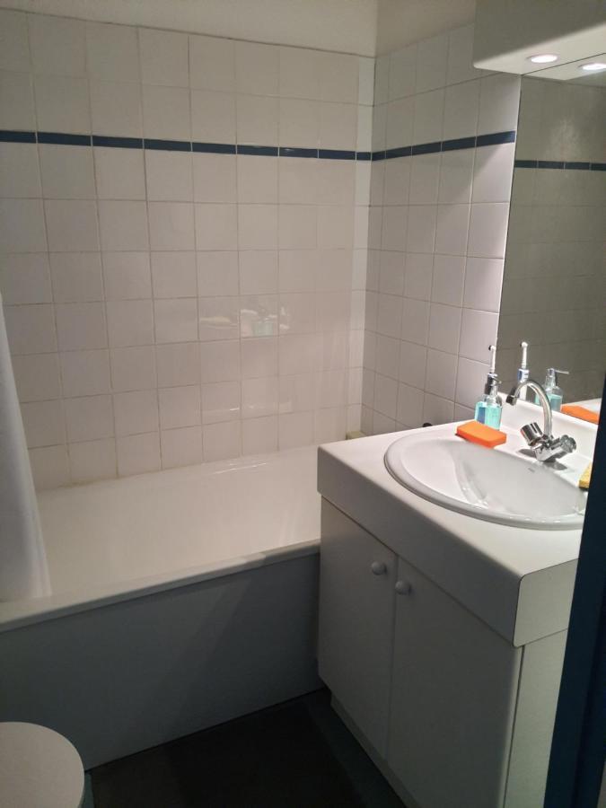 Studio Dans Residence Pour Location Courte Duree Et Etudiants Parking Gratuit Gières Eksteriør billede